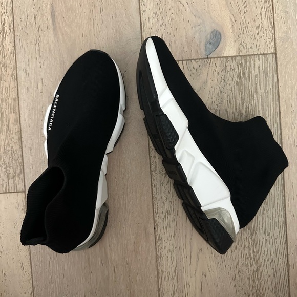 Balenciaga Black and White Knit Sneakers - Picture 1 of 4